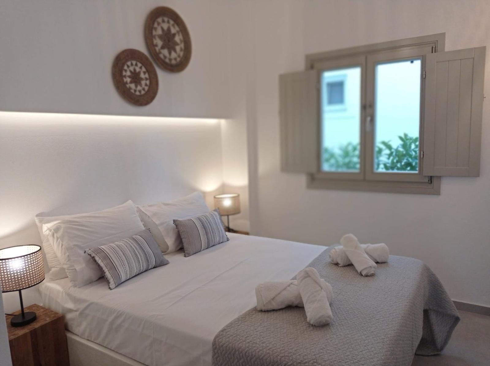 Θέαστρον - Theastron House With Great View In Chora Lejlighed Pera Gyalos Eksteriør billede