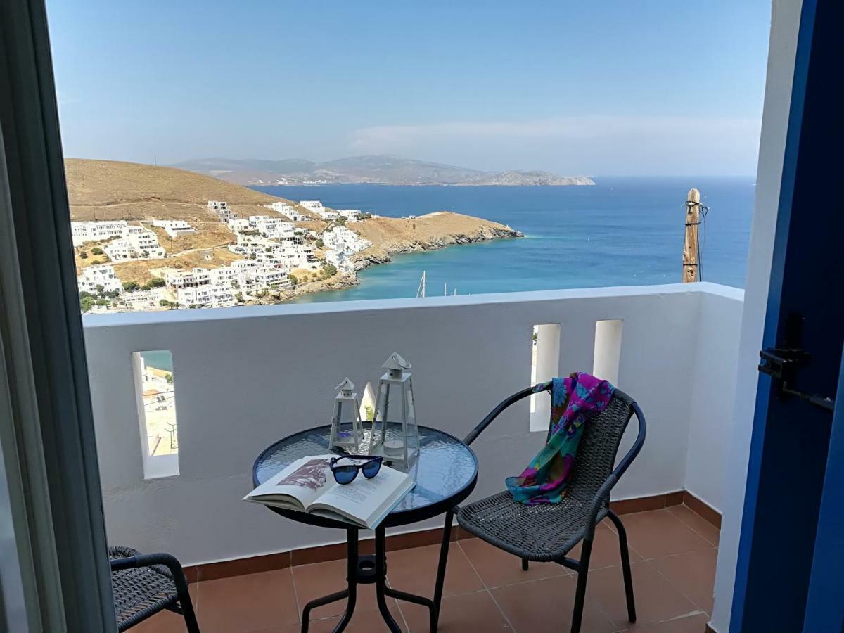 Θέαστρον - Theastron House With Great View In Chora Lejlighed Pera Gyalos Eksteriør billede